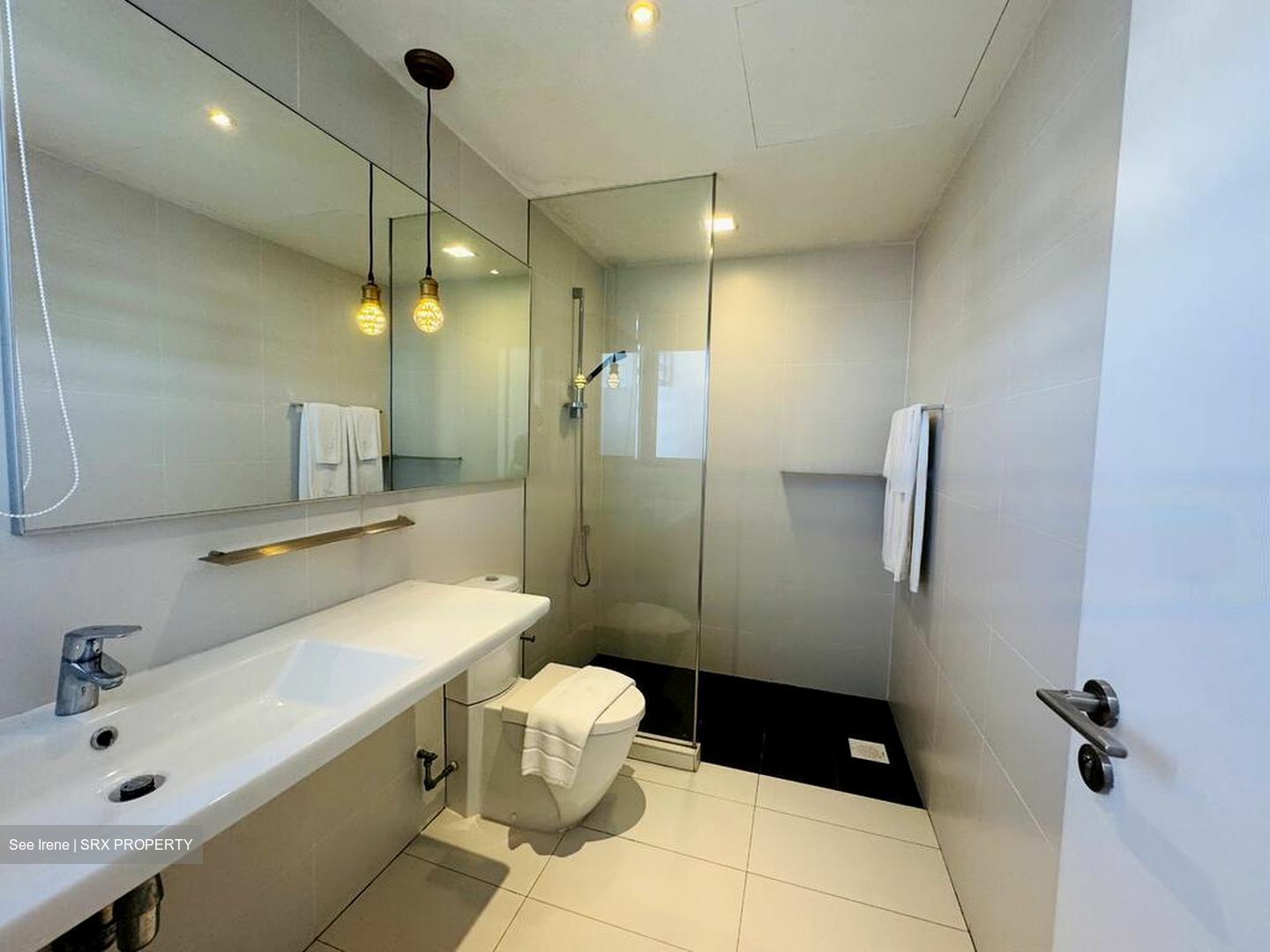 Paya Lebar Road (D14), Condominium #587773111